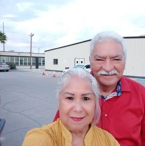 Meet your Posher, Carlos